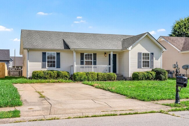 Building Photo - 3 Bedroom Pet Friendly Home For Rent Close...