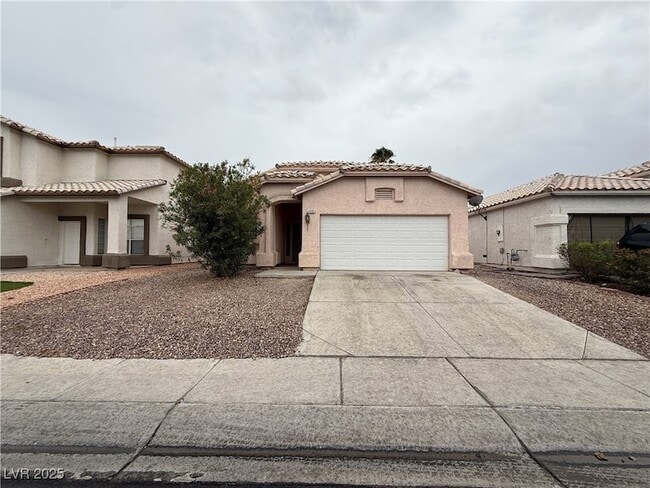 Primary Photo - 1605 Woodward Heights Way