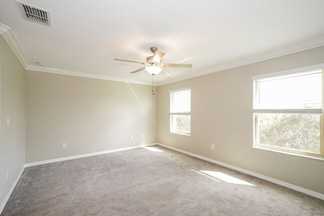 Building Photo - 1552 Cassius St