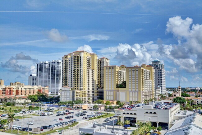 Building Photo - 550 Okeechobee Blvd