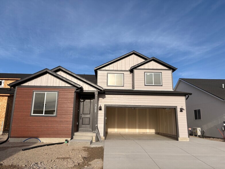 Building Photo - 5472 N Orville St