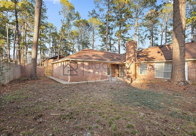 Building Photo - 816 Winthrop Cir