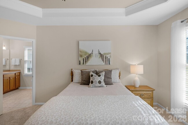 Building Photo - 2076 Belair Dr