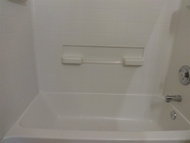 Building Photo - 3958 Pebble Brooke Cir S