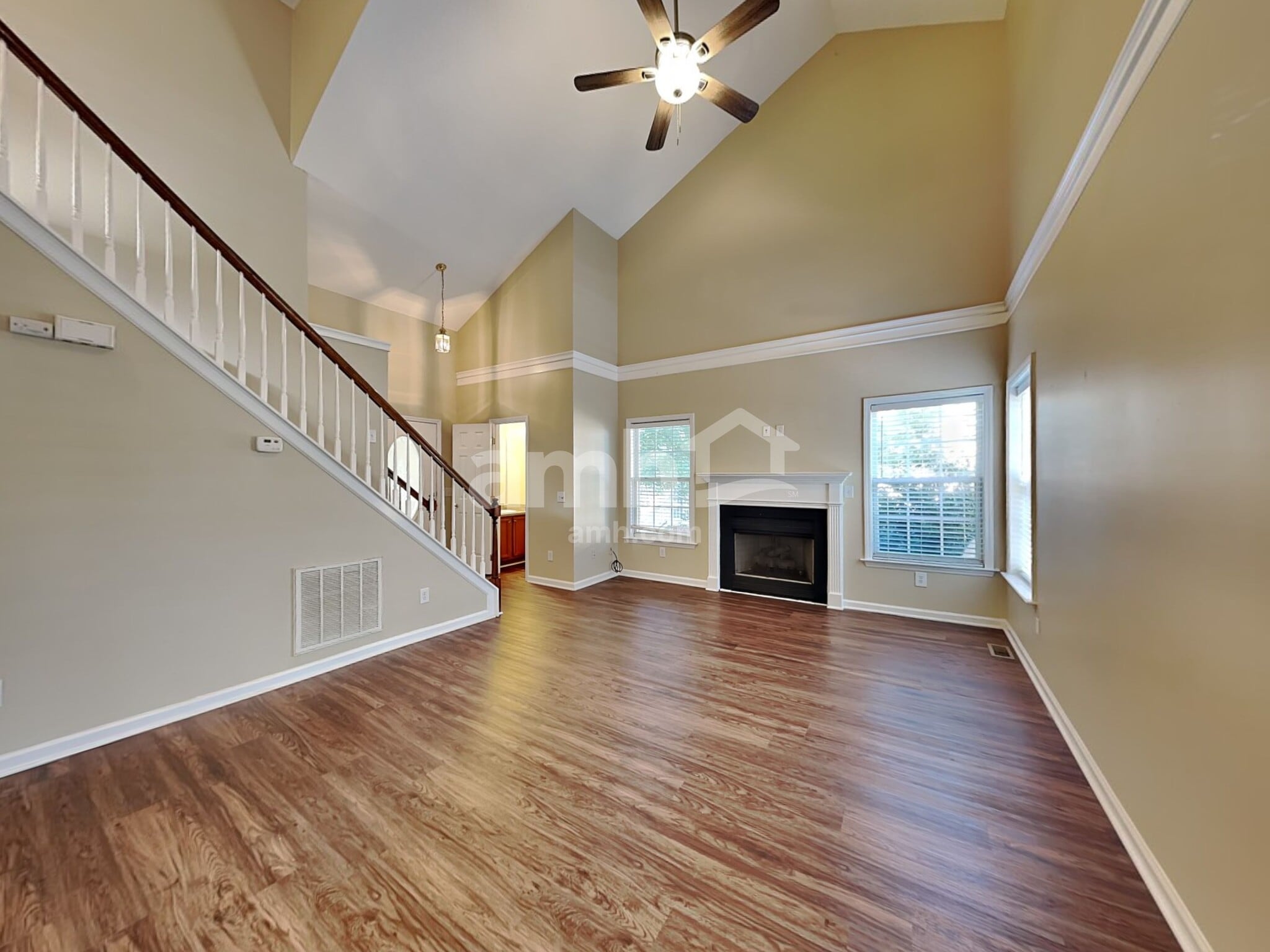 Building Photo - 4405 Moss Spring Dr