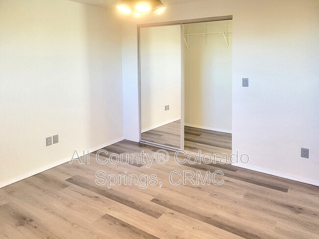 Building Photo - 1237 Chiricahua Dr