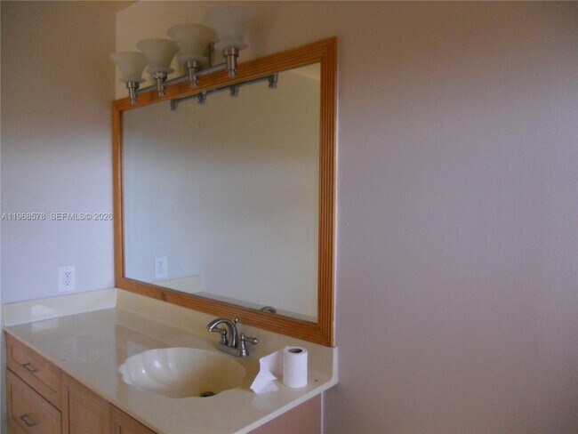 Building Photo - 22 SW 14th Terrace