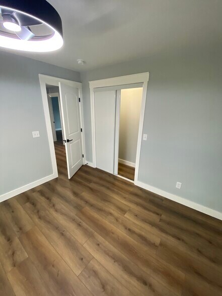 Building Photo - 1604 E 37th St