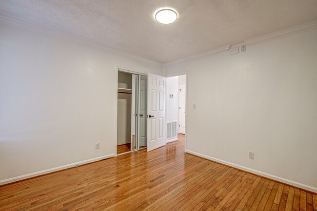 Building Photo - 5610 Obrien Ave