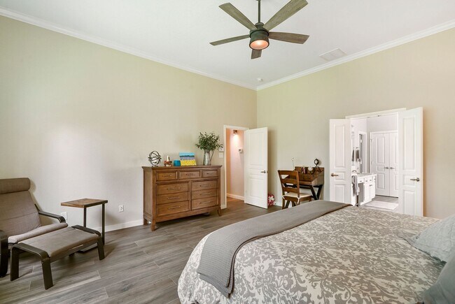 Building Photo - 6 Stickley Ct