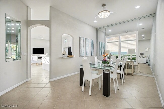 Building Photo - 3421 Marbella Ct