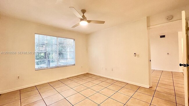 Building Photo - 4241 San Marino Blvd