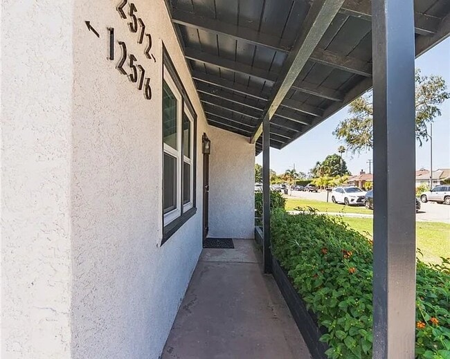 Building Photo - 12572 Barbara Ave
