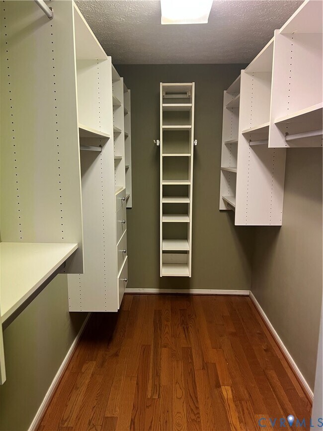 Building Photo - 12960 Moody Rd