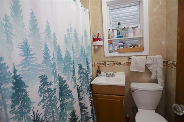 Building Photo - 579 Liberty Ave