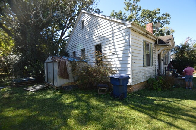 Building Photo - 602 Jewell St