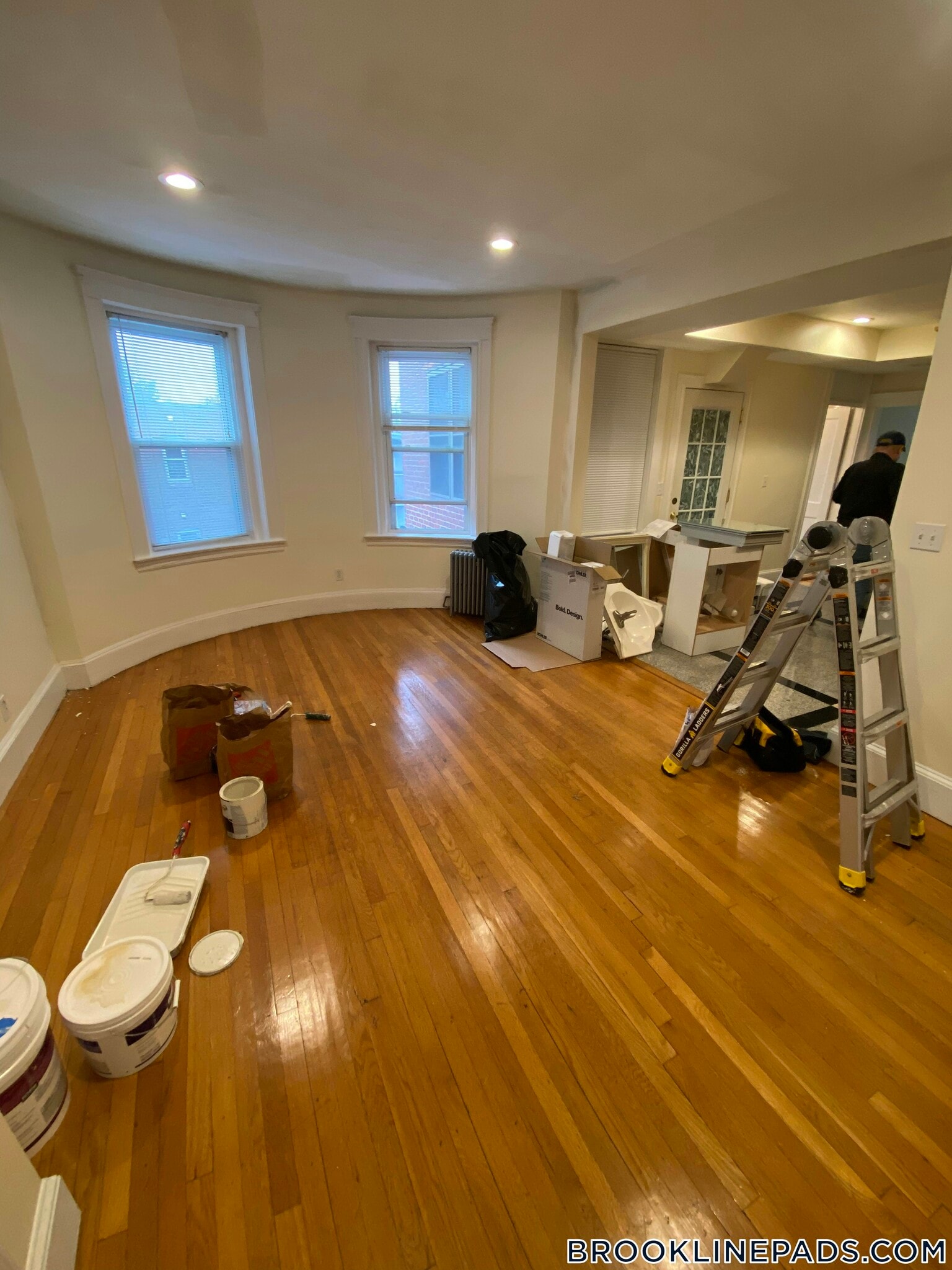 Building Photo - 69 Babcock St