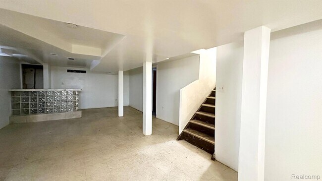 Building Photo - 20301 Gilchrist St