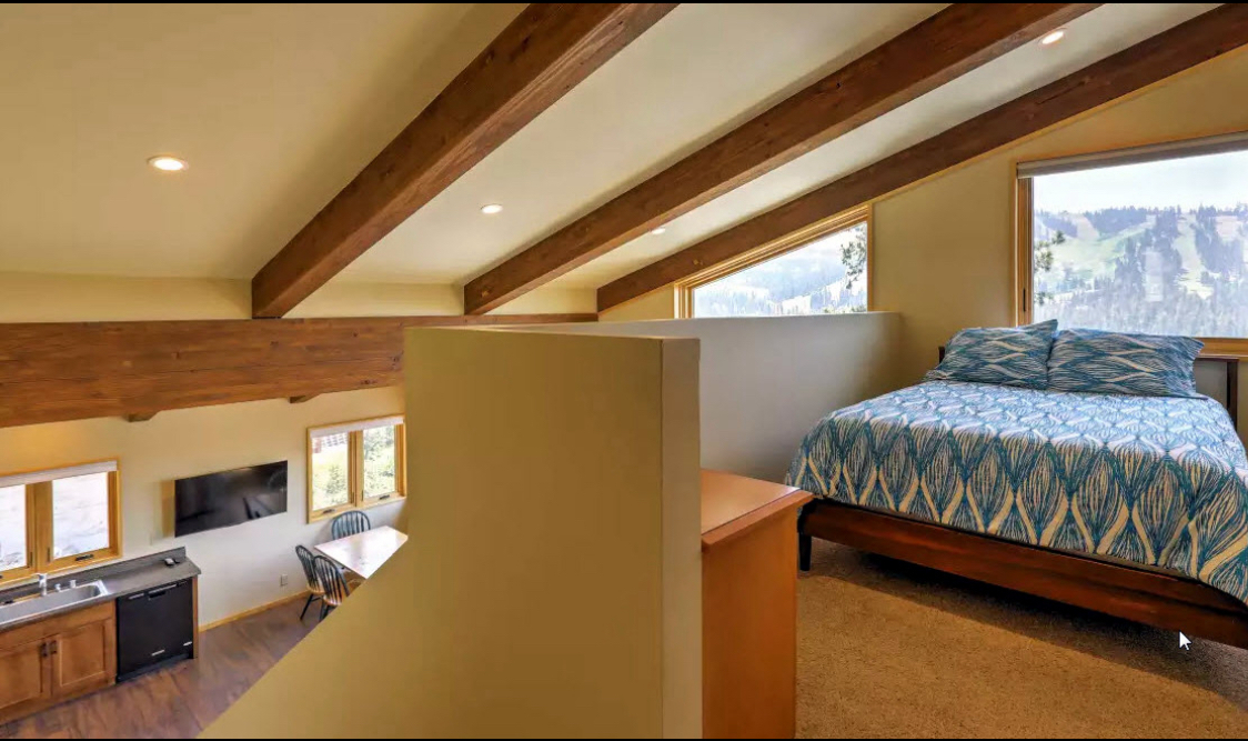 Building Photo - 58330 Donner Summit Rd