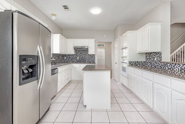 Building Photo - 2809 Ventanna Dr