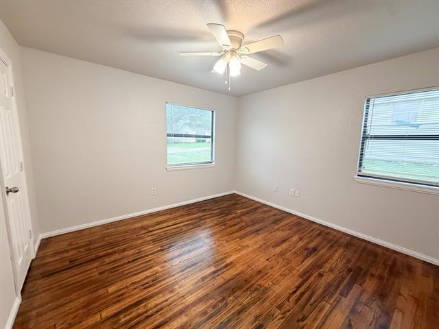 Building Photo - 108 Sunset Cir