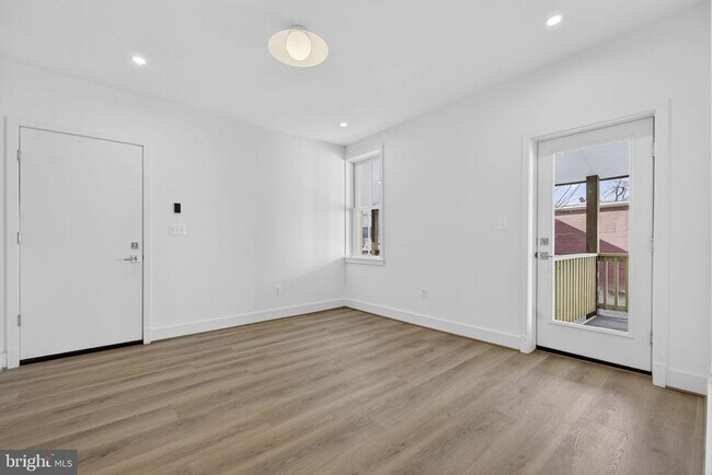 Building Photo - 117 N 21st St