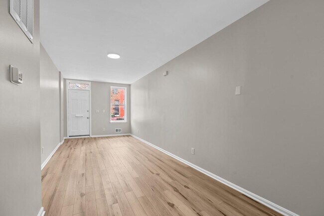 Building Photo - 2037 Jefferson St