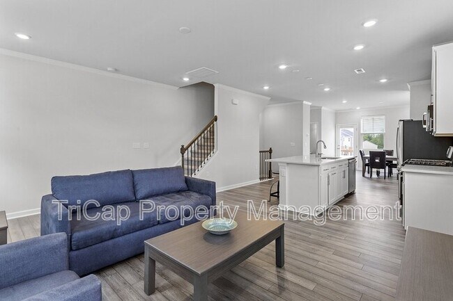 Building Photo - 1723 Chirping Trl