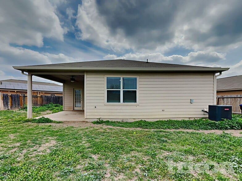 Building Photo - 11350 Luckey Ledge