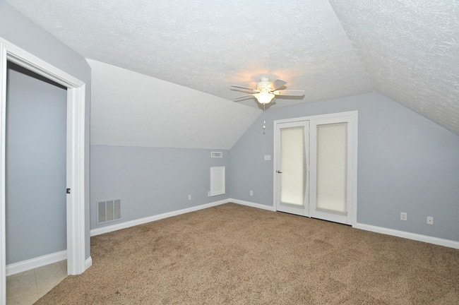 Building Photo - 517 E 23rd St