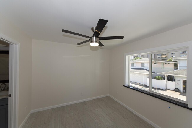 Building Photo - 1068 Kinau St