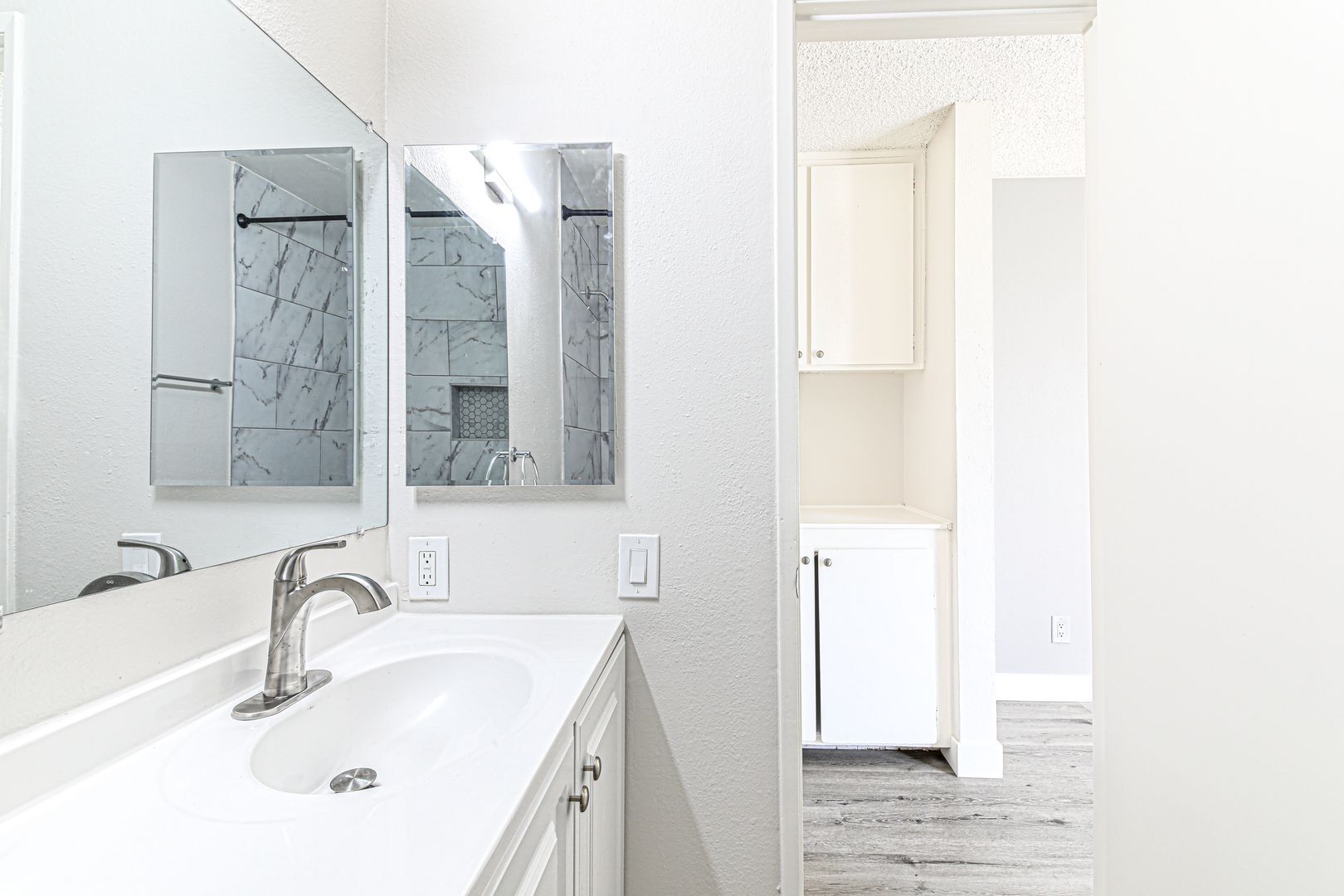 Building Photo - 1128 Stanley Ave