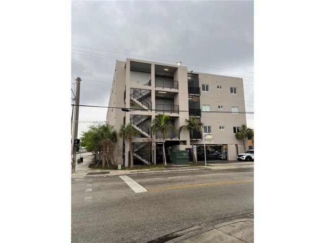 Primary Photo - 2311 NW 2nd Ave