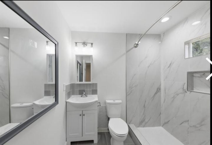 Building Photo - 375 Lincoln St SW