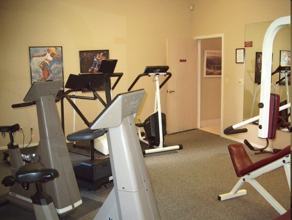 Fitness Center - Forest Avenue Apartments