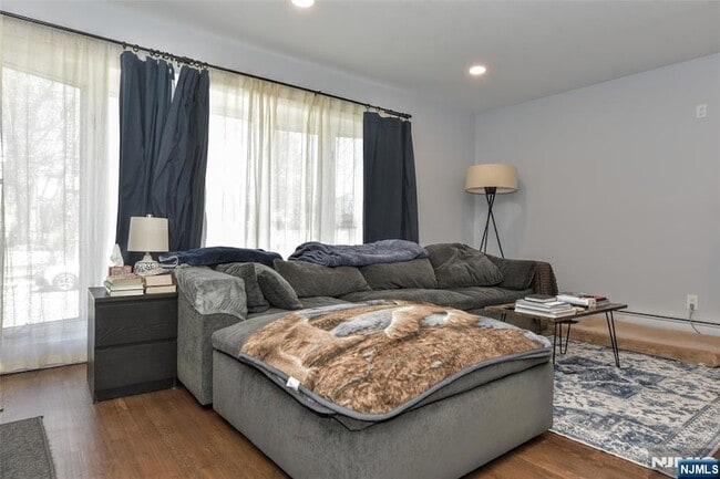 Building Photo - 200 Prospect Ave