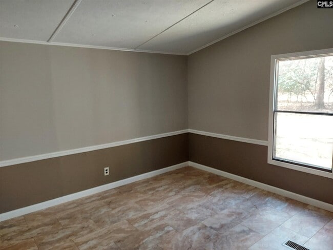 Building Photo - 5827 Platt Springs Rd