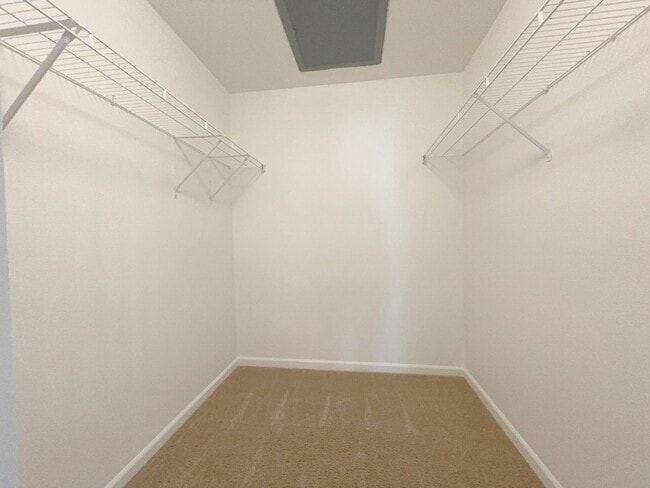 Building Photo - 3 bedroom condo in Broomfield! Master bedr...