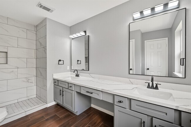 Building Photo - 3238 E Rangecrest Pl