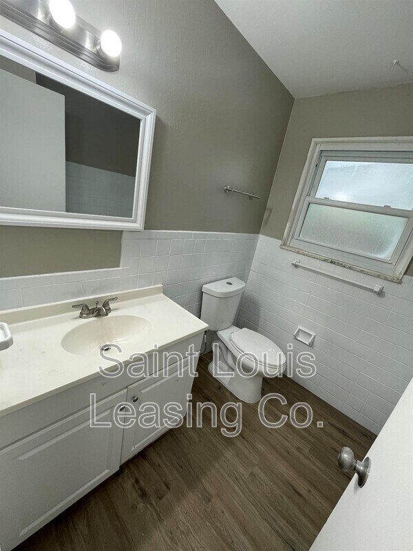 Building Photo - 145 Clearview Dr