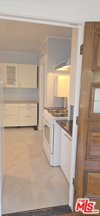 Building Photo - 1204 Hilldale Ave