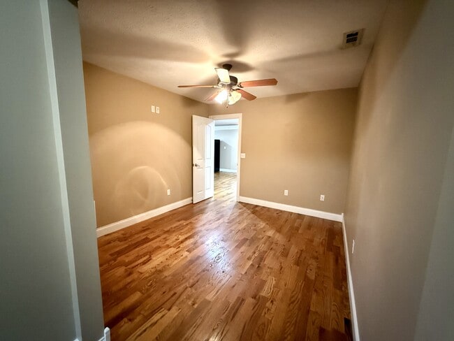 Building Photo - 51 Lee's Ford Dock Rd