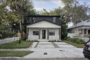 Building Photo - 319 W West St