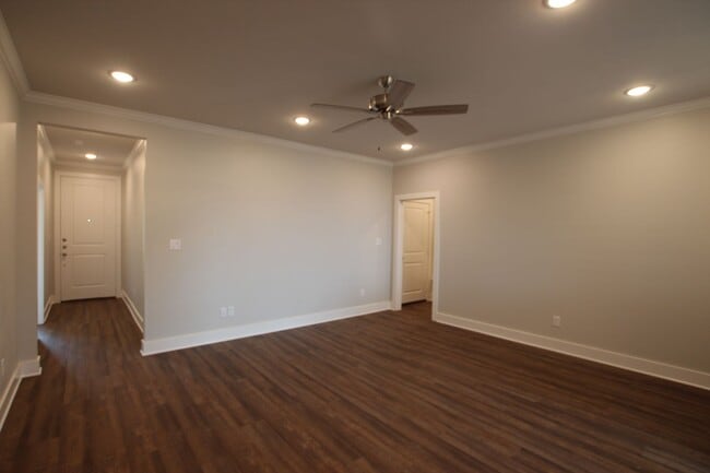 Building Photo - Luxury 3 Bedroom 2 Bath Townhomes in Bullard ISD!
