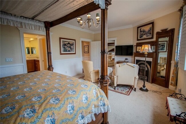 Building Photo - 27016 Island Rd