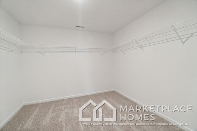 Building Photo - 9936 Brawley Ln