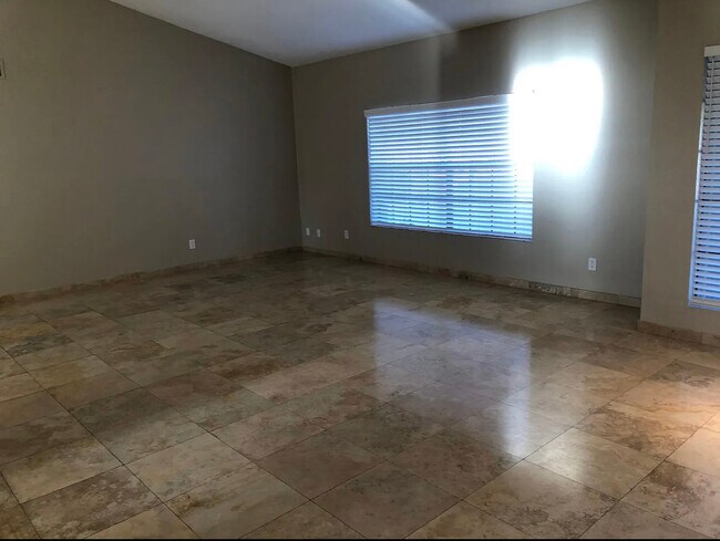 Building Photo - 9196 N 103rd Pl