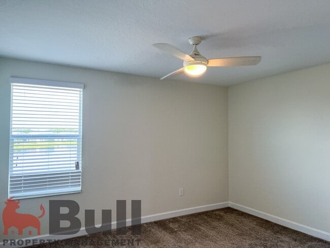 Building Photo - 10881 Longleaf Woods Dr
