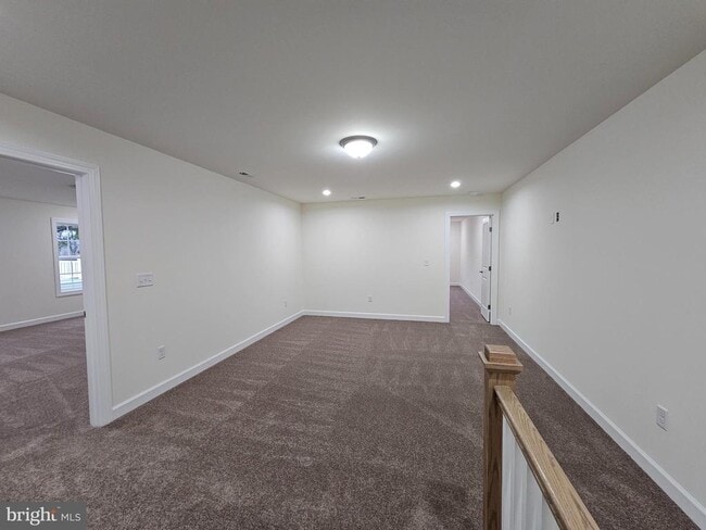 Building Photo - 6 Valhalla Ct