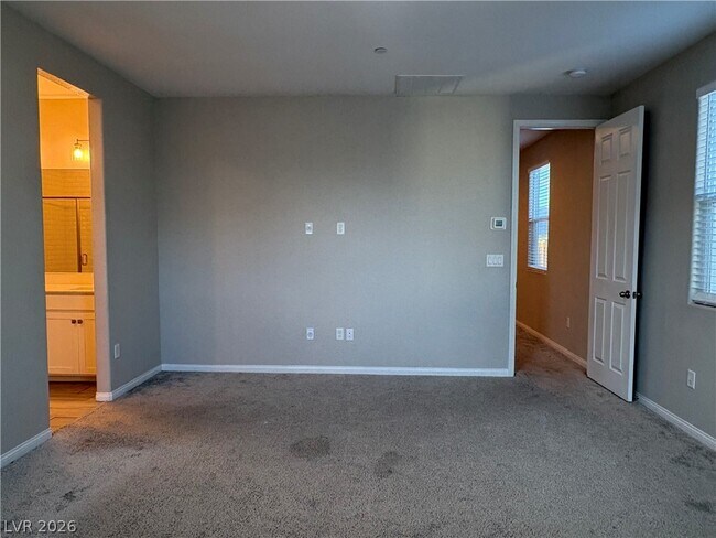Building Photo - 6583 Dove Pt Pl